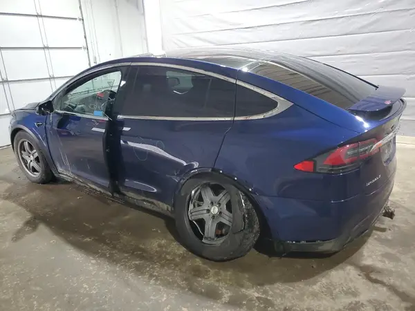 5YJXCBE23HF054000 2017 TESLA MODEL X - Image 2