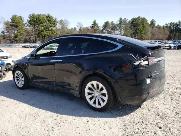 5YJXCBE23HF057270 2017 TESLA MODEL X - Image 2