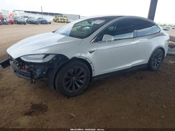 5YJXCBE23HF060671 2017 TESLA MODEL X - Image 2