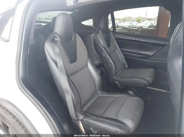 5YJXCBE23HF060671 2017 TESLA MODEL X - Image 8