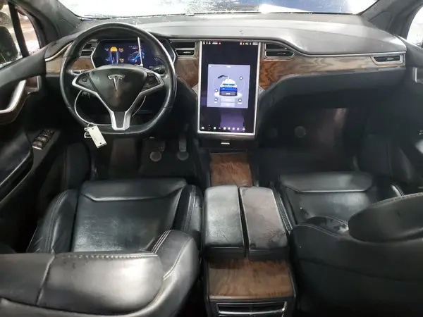 5YJXCBE23HF061237 2017 TESLA MODEL X - Image 8