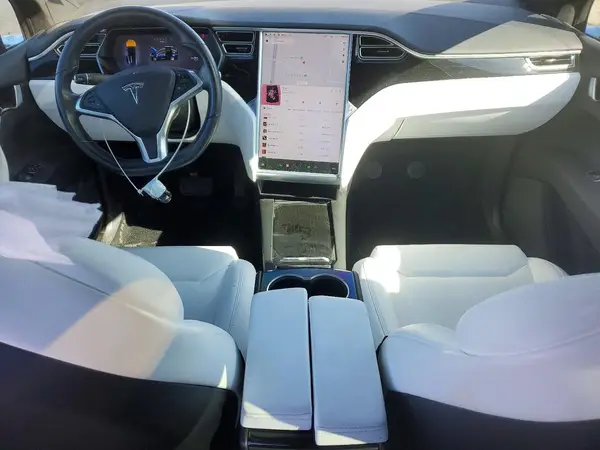 5YJXCBE23HF076031 2017 TESLA MODEL X - Image 8