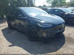5YJXCBE23JF090422 2018 TESLA MODEL X