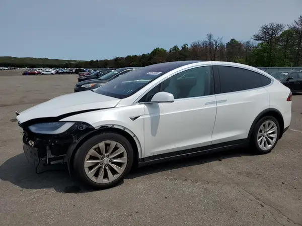5YJXCBE23JF103119 2018 TESLA MODEL X - Image 1