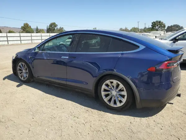 5YJXCBE23JF103458 2018 TESLA MODEL X - Image 2