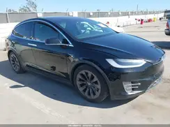 5YJXCBE23JF103587 2018 TESLA MODEL X