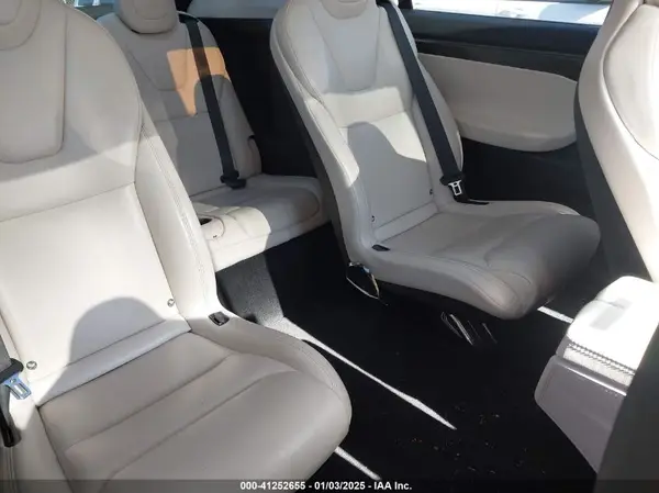 5YJXCBE23JF104397 2018 TESLA MODEL X - Image 8