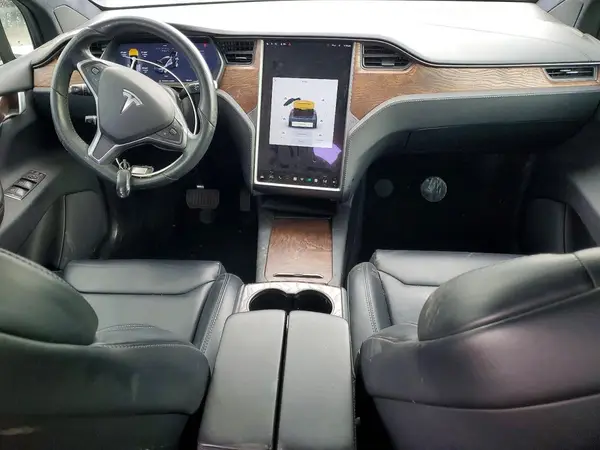 5YJXCBE23JF104447 2018 TESLA MODEL X - Image 8