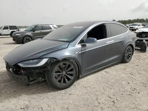 5YJXCBE23JF109423 2018 TESLA MODEL X - Image 1
