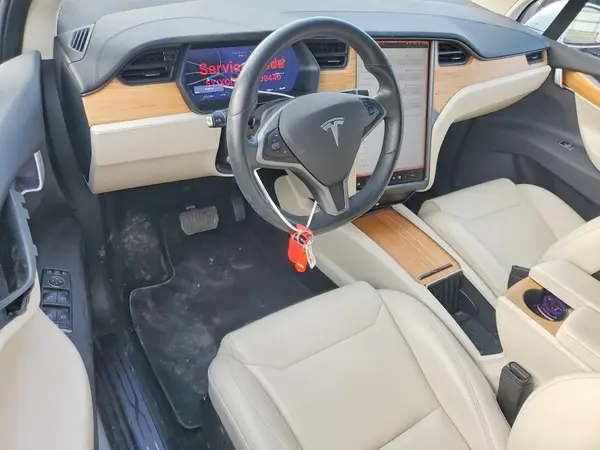 5YJXCBE23JF109440 2018 TESLA MODEL X - Image 8