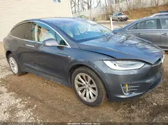 5YJXCBE23JF111754 2018 TESLA MODEL X