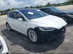 5YJXCBE23JF114041 2018 TESLA MODEL X