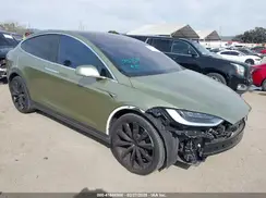 5YJXCBE23JF135990 2018 TESLA MODEL X