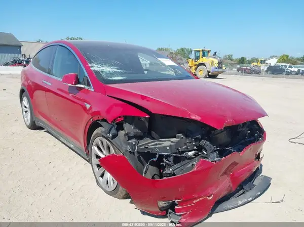 5YJXCBE23JF136055 2018 TESLA MODEL X - Image 1
