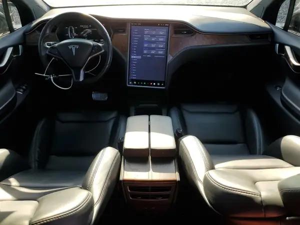 5YJXCBE23KF187900 2019 TESLA MODEL X - Image 8