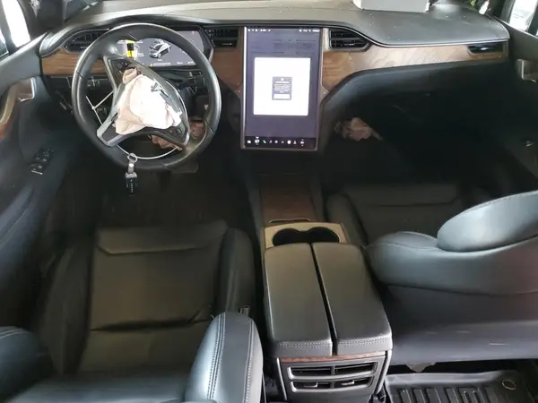 5YJXCBE23KF207174 2019 TESLA MODEL X - Image 8