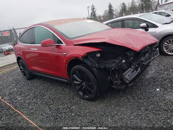 5YJXCBE23KF207739 2019 TESLA MODEL X - Image 1
