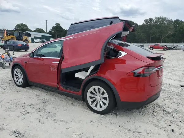 5YJXCBE23LF228589 2020 TESLA MODEL X - Image 2