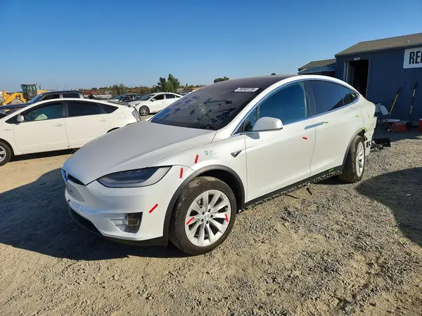 5YJXCBE23LF228852 2020 TESLA MODEL X - Image 1