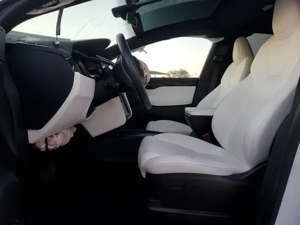 2020 TESLA MODEL X auction photo 7