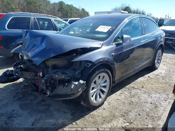 5YJXCBE23LF233601 2020 TESLA MODEL X - Image 2