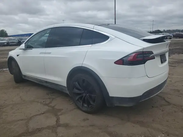 5YJXCBE23LF272043 2020 TESLA MODEL X - Image 2