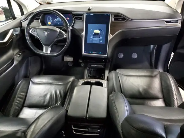 5YJXCBE24GF004673 2016 TESLA MODEL X - Image 8