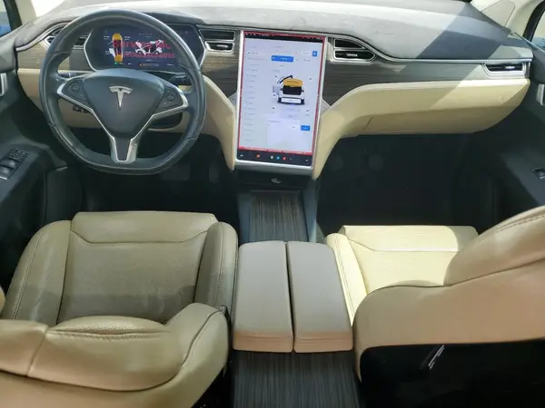 5YJXCBE24GF008559 2016 TESLA MODEL X - Image 8