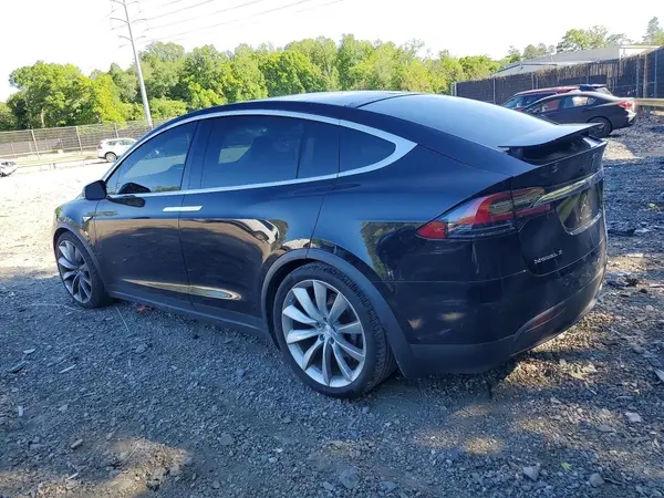 5YJXCBE24GF014605 2016 TESLA MODEL X - Image 2
