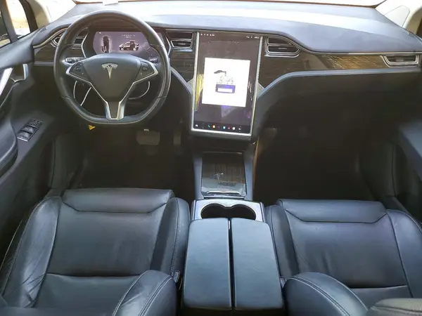 5YJXCBE24GF014605 2016 TESLA MODEL X - Image 8
