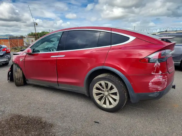 5YJXCBE24GF017634 2016 TESLA MODEL X - Image 2