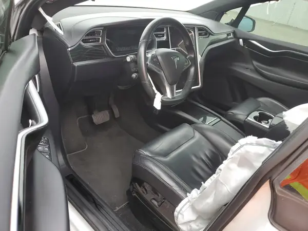 5YJXCBE24GF020243 2016 TESLA MODEL X - Image 8