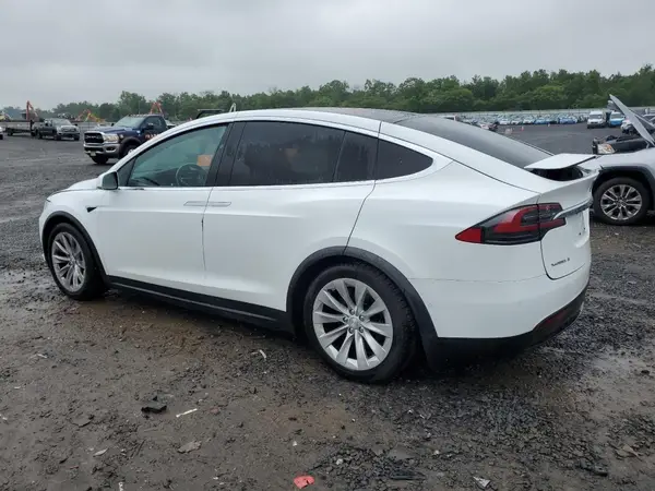 5YJXCBE24HF039635 2017 TESLA MODEL X - Image 2