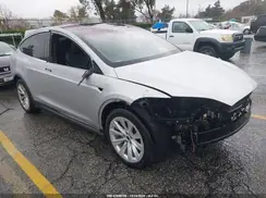 5YJXCBE24HF046097 2017 TESLA MODEL X
