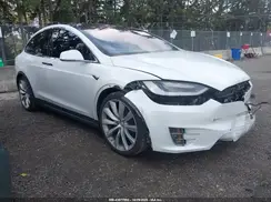 5YJXCBE24HF053521 2017 TESLA MODEL X