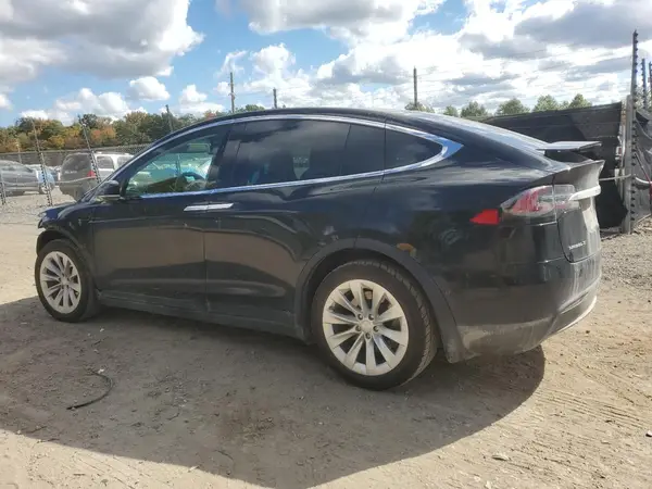 5YJXCBE24HF075549 2017 TESLA MODEL X - Image 2