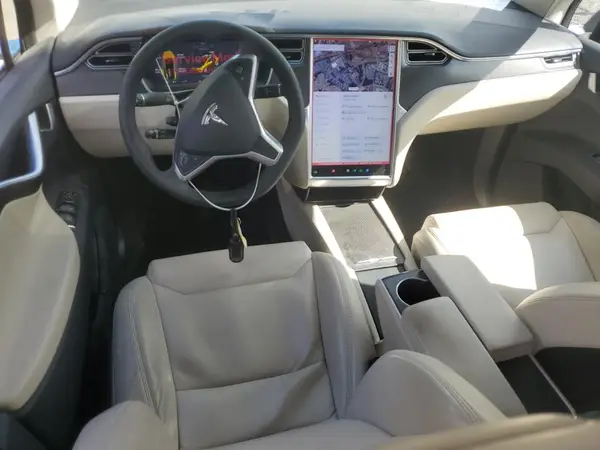 5YJXCBE24HF075549 2017 TESLA MODEL X - Image 8