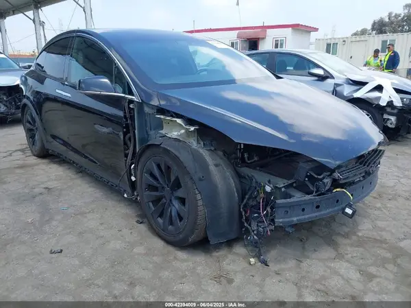 5YJXCBE24HF078435 2017 TESLA MODEL X - Image 1