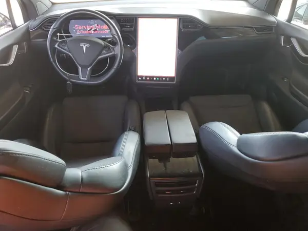5YJXCBE24JF113609 2018 TESLA MODEL X - Image 8