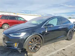 5YJXCBE24JF115117 2018 TESLA MODEL X