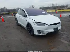 5YJXCBE24JF133620 2018 TESLA MODEL X