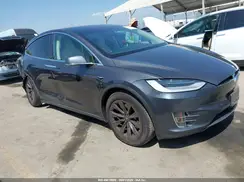 5YJXCBE24JF136002 2018 TESLA MODEL X