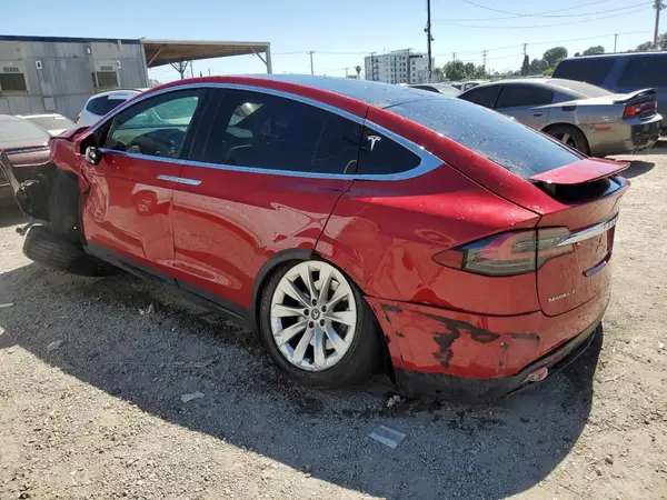 5YJXCBE24JF143676 2018 TESLA MODEL X - Image 2