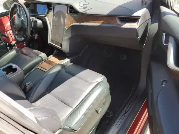 5YJXCBE24JF143676 2018 TESLA MODEL X - Image 8