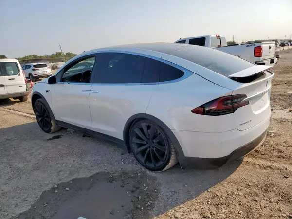 5YJXCBE24KF149494 2019 TESLA MODEL X - Image 2