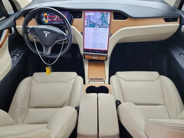 5YJXCBE24KF162973 2019 TESLA MODEL X - Image 8