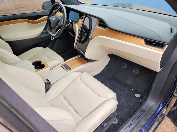 5YJXCBE24KF203263 2019 TESLA MODEL X - Image 8