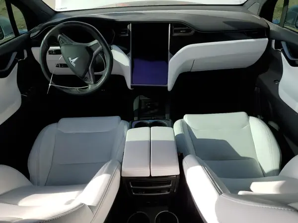 5YJXCBE24LF228942 2020 TESLA MODEL X - Image 8