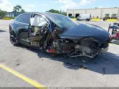 5YJXCBE24LF239827 2020 TESLA MODEL X