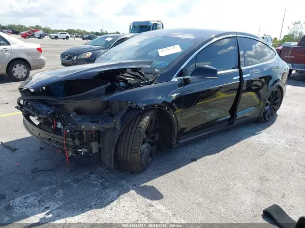 5YJXCBE24LF239827 2020 TESLA MODEL X - Image 2
